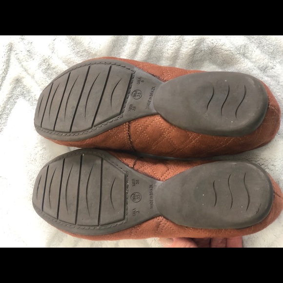 Women Brown Flat Shoes - Picture 3 of 5